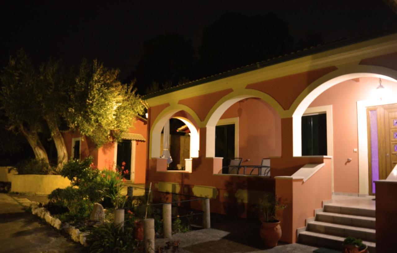 Villa Skafonas Sinarádes Exterior foto